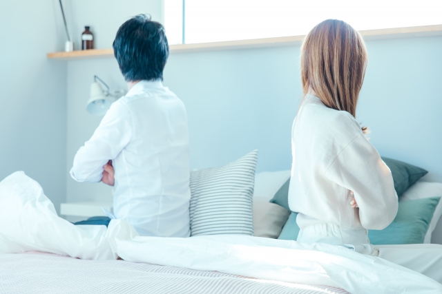 離婚後も家に住み続けるメリットとは？財産分与の方法や手続きを知りたい！