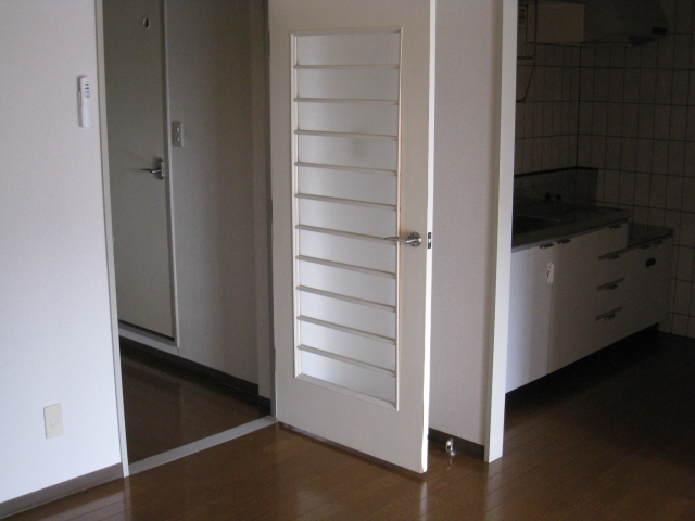 孤独死が起きたマンションの資産価値は？売却時の注意点も解説！